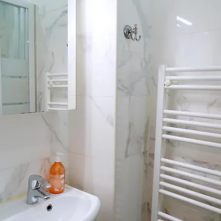 Apartment Chic & Modern In Centre Rambuteau Paris